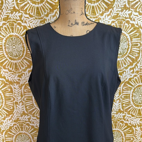 NWT Theory Helaina Virgin Wool Blend Sleeveless Classic Suit Shift Dress size 10 - Picture 6 of 13